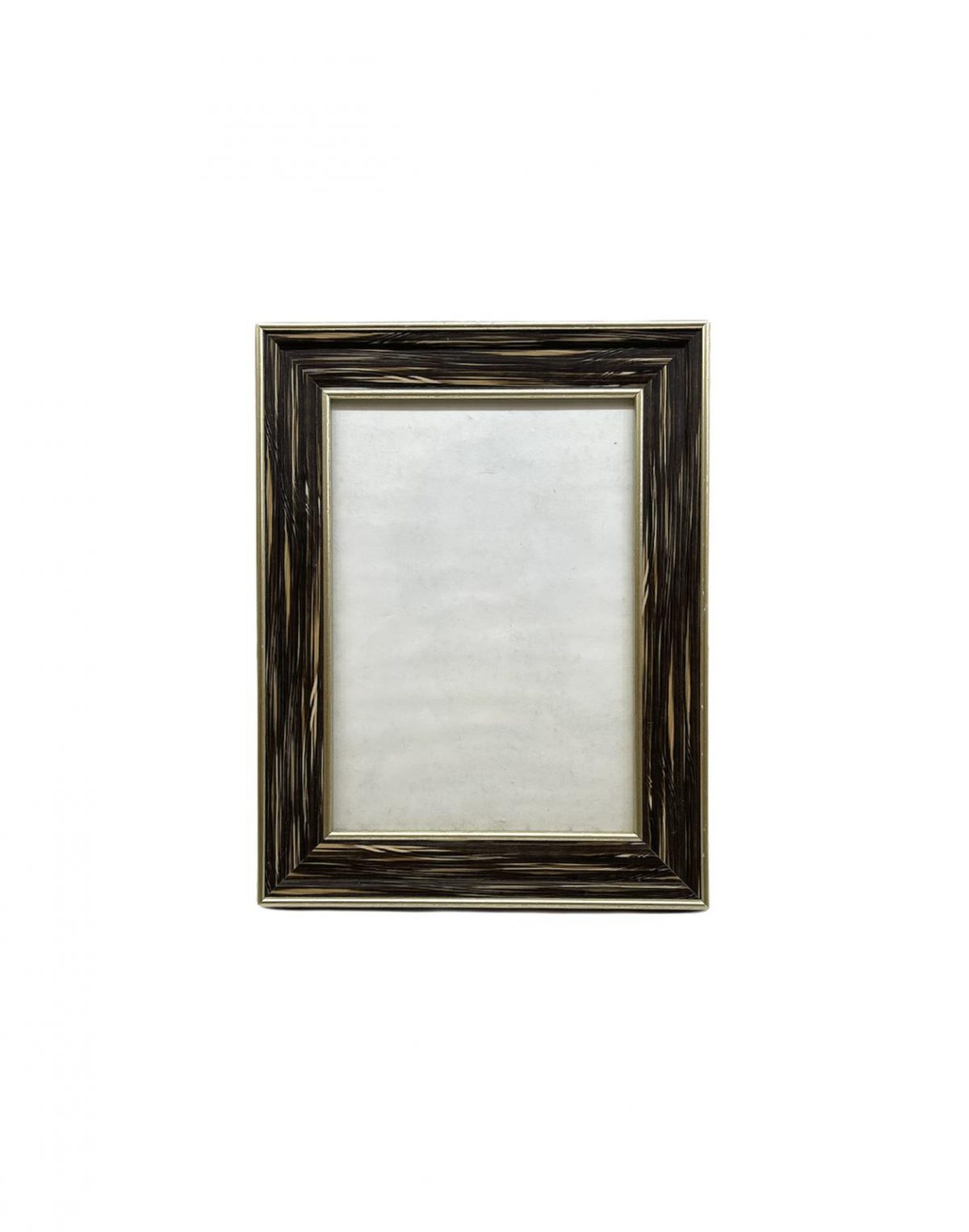 ξυλινη κορνιζα mdf χρωμα καφε χρυσο 22x17 cmτιμη 450E.